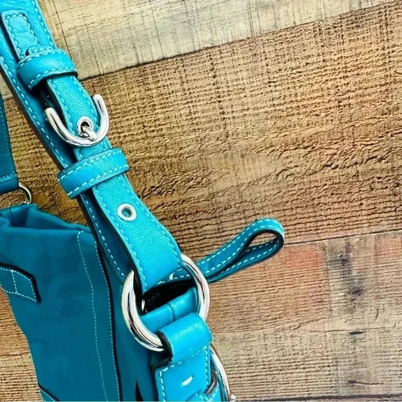 Coach Vintage Soho Slim Buckle Small Hobo Leather Bag - Picture 7 of 12